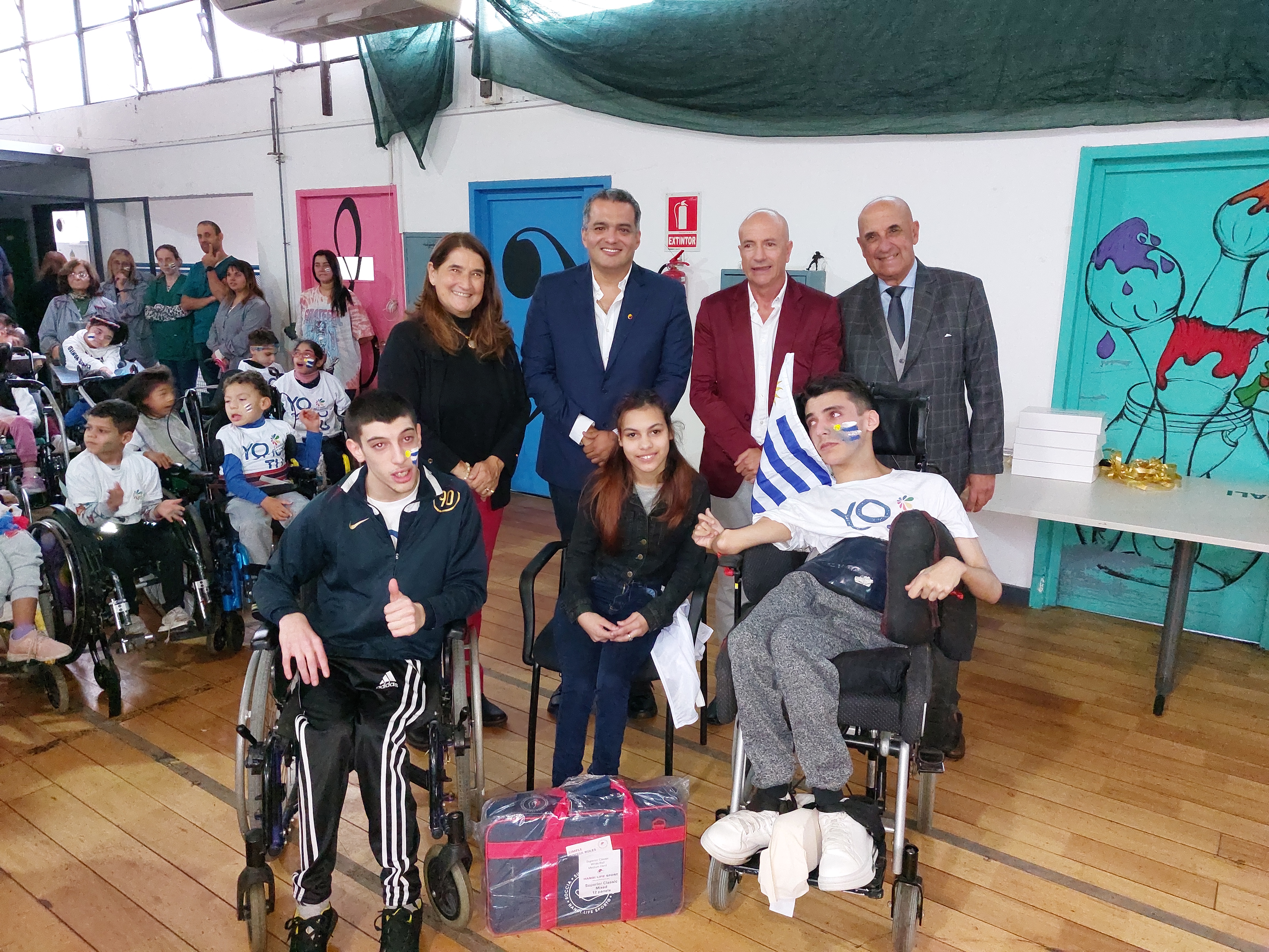 Embajada y consulado de Colombia en Uruguay acompañan a jóvenes que participarán en Paralímpicos Bogotá 2023