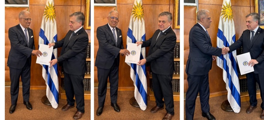 Nuevo Embajador de Colombia ante la República Oriental del Uruguay Francisco J. Coy presentó las copias de las cartas credenciales