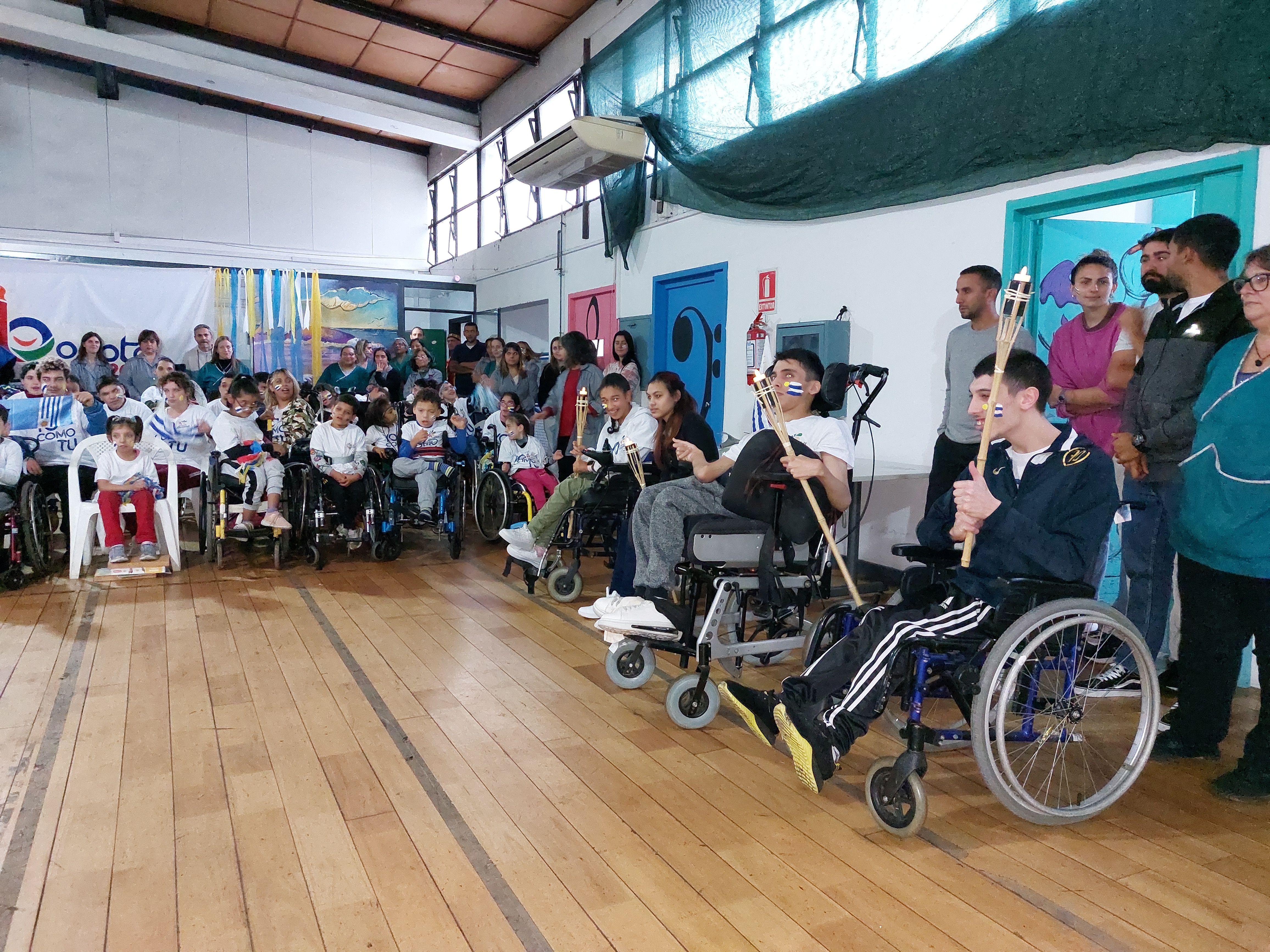 Embajada y consulado de Colombia en Uruguay acompañan a jóvenes que participarán en Paralímpicos Bogotá 2023