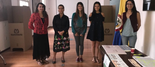 Consulado de Colombia en Montevideo inició la jornada final del proceso electoral en el exterior para Congreso y consultas interpartidistas 2018